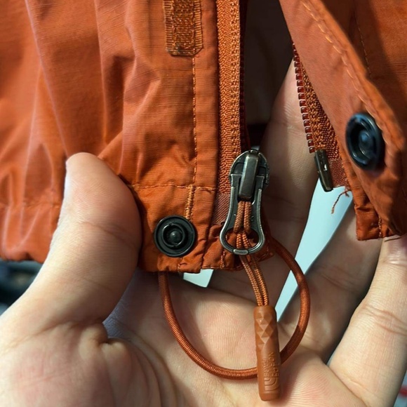 The North Face Rain Jacket - Picture 3 of 6